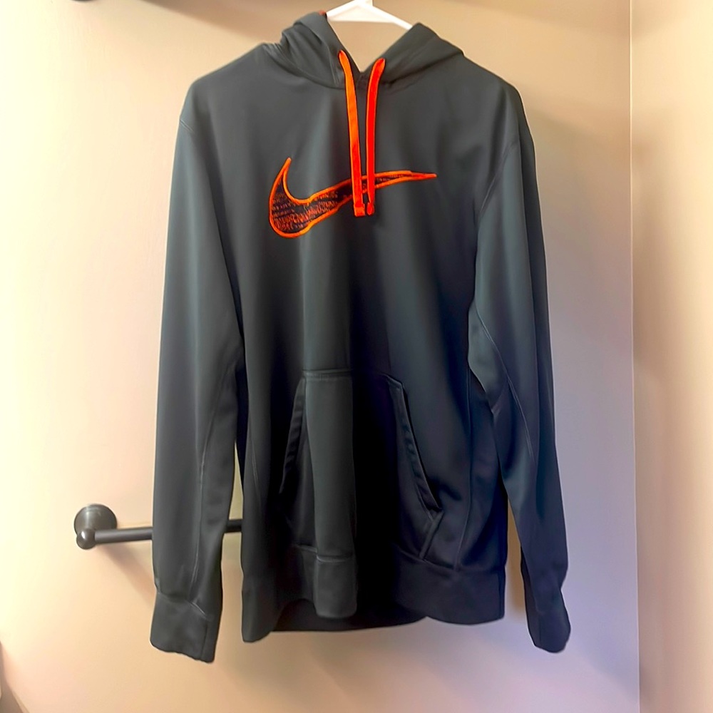 Men’s Nike Sweatshirt
